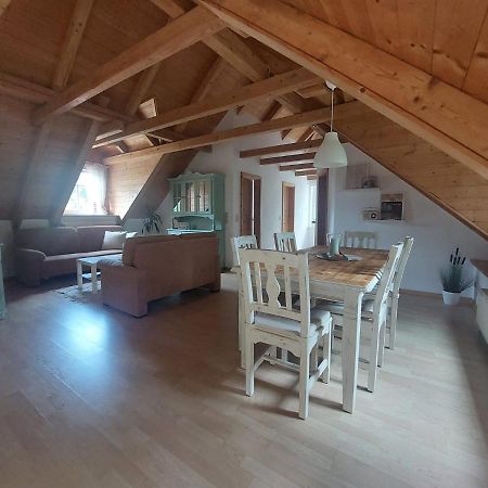 Elli Apartment Berumbur Екстериор снимка