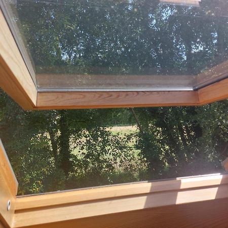 Elli Apartment Berumbur Екстериор снимка