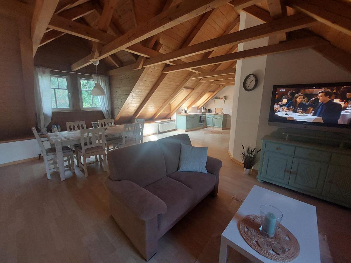 Elli Apartment Berumbur Екстериор снимка