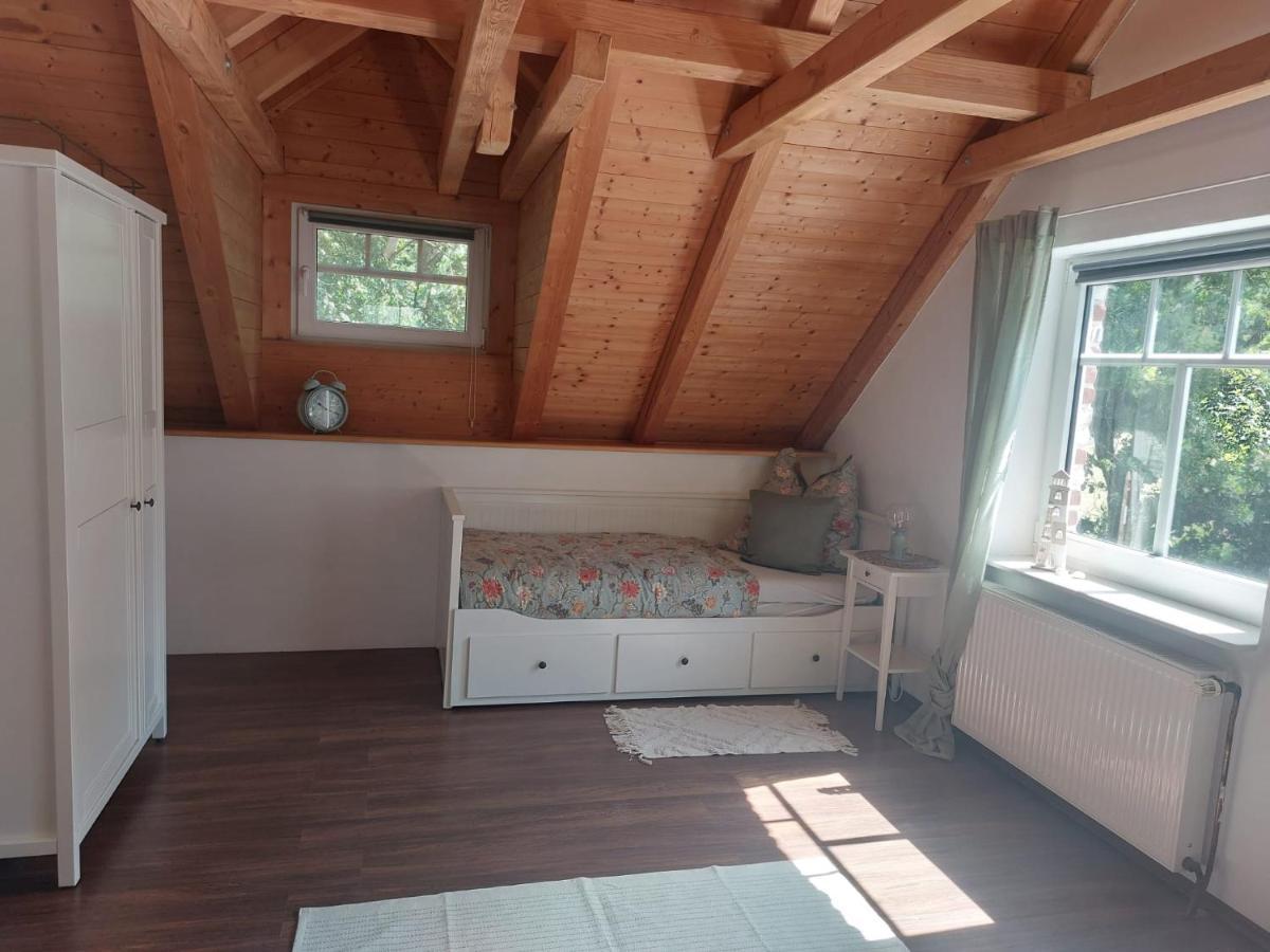 Elli Apartment Berumbur Екстериор снимка