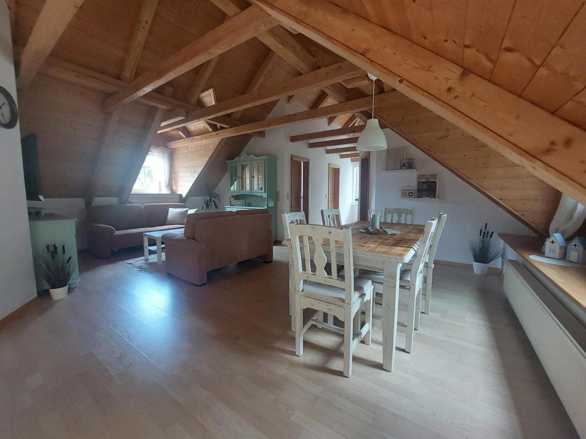 Elli Apartment Berumbur Екстериор снимка