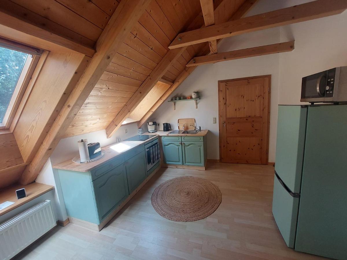 Elli Apartment Berumbur Екстериор снимка